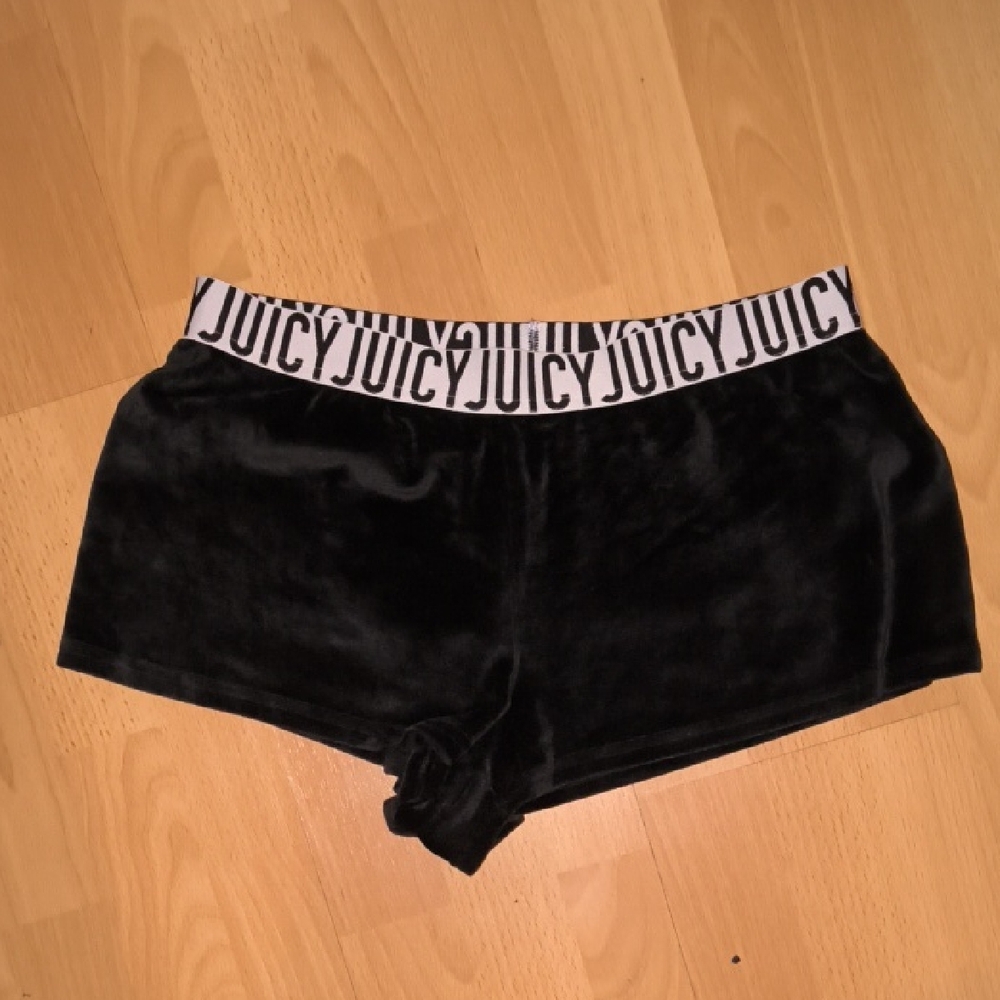 Juicy Couture | Black Velvet Shorts